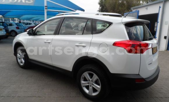 Buy Used Toyota RAV4 White Car in Bulembu in Hhohho Buy Used Toyota RAV4 White Car in Bulembu in Hhohho