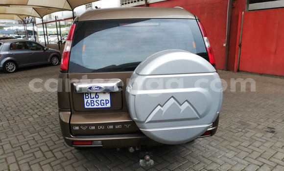 Nunua Ilio tumika Ford Everest Beige Gari ndani ya Ezulwini nchini Hhohho Nunua Ilio tumika Ford Everest Beige Gari ndani ya Ezulwini nchini Hhohho