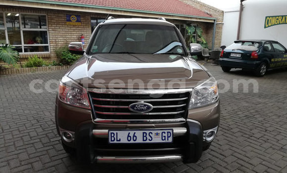 Nunua Ilio tumika Ford Everest Beige Gari ndani ya Ezulwini nchini Hhohho Nunua Ilio tumika Ford Everest Beige Gari ndani ya Ezulwini nchini Hhohho