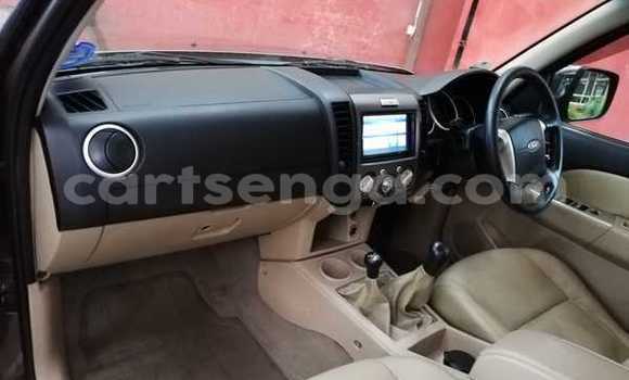 Nunua Ilio tumika Ford Everest Beige Gari ndani ya Ezulwini nchini Hhohho Nunua Ilio tumika Ford Everest Beige Gari ndani ya Ezulwini nchini Hhohho