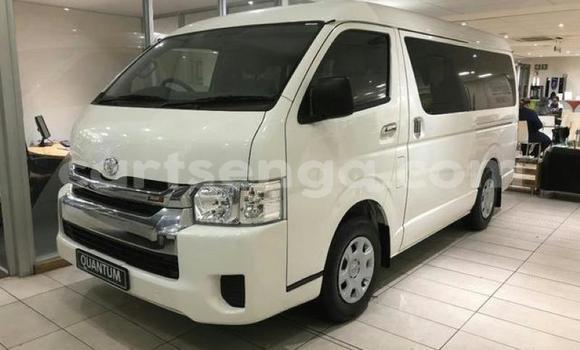 Acheter Occasion Voiture Toyota 2000GT Blanc à Ezulwini, Hhohho Acheter Occasion Voiture Toyota 2000GT Blanc à Ezulwini, Hhohho