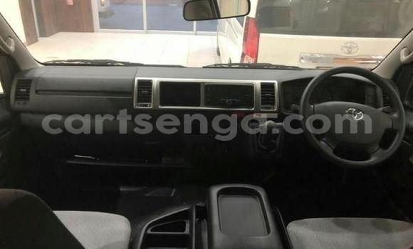 Acheter Occasion Voiture Toyota 2000GT Blanc à Ezulwini, Hhohho Acheter Occasion Voiture Toyota 2000GT Blanc à Ezulwini, Hhohho