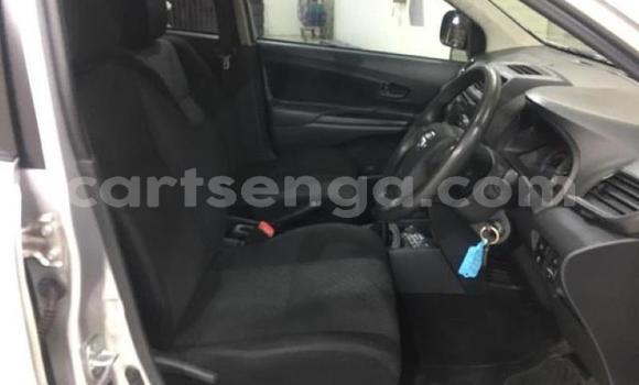 Acheter Occasion Voiture Toyota Avanza Gris à Ezulwini, Hhohho Acheter Occasion Voiture Toyota Avanza Gris à Ezulwini, Hhohho