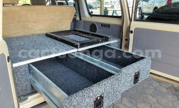 Buy Used Toyota Land Cruiser Brown Car in Bhunya in Manzini Buy Used Toyota Land Cruiser Brown Car in Bhunya in Manzini