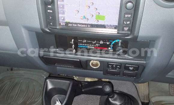Buy Used Toyota Land Cruiser Brown Car in Bhunya in Manzini Buy Used Toyota Land Cruiser Brown Car in Bhunya in Manzini