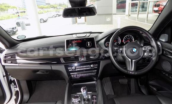 Acheter Occasion Voiture BMW X6 M Blanc à Manzini, Manzini Acheter Occasion Voiture BMW X6 M Blanc à Manzini, Manzini