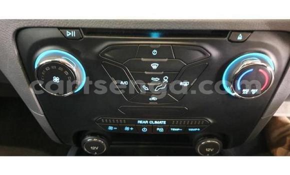 Nunua Ilio tumika Ford Everest White Gari ndani ya Manzini nchini Manzini Nunua Ilio tumika Ford Everest White Gari ndani ya Manzini nchini Manzini