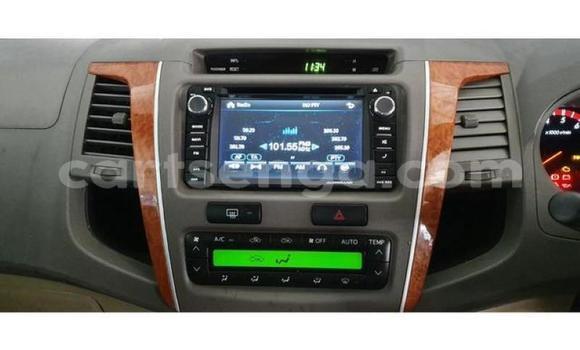 Nunua Ilio tumika Toyota Fortuner White Gari ndani ya Manzini nchini Manzini Nunua Ilio tumika Toyota Fortuner White Gari ndani ya Manzini nchini Manzini