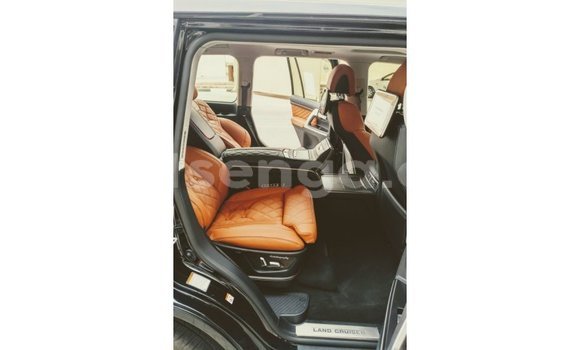 Buy Import Toyota Land Cruiser Black Car in Import - Dubai in Hhohho Buy Import Toyota Land Cruiser Black Car in Import - Dubai in Hhohho