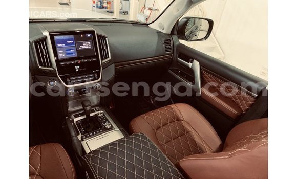Buy Import Toyota Land Cruiser Black Car in Import - Dubai in Hhohho Buy Import Toyota Land Cruiser Black Car in Import - Dubai in Hhohho