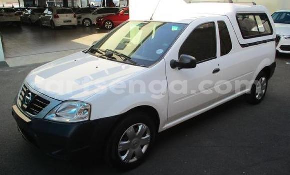 Buy Used Nissan NP 300 White Car in Matsapha in Manzini Buy Used Nissan NP 300 White Car in Matsapha in Manzini