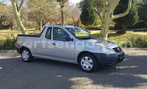 Acheter Occasion Voiture Nissan NP 300 Gris à Bulembu, Hhohho Acheter Occasion Voiture Nissan NP 300 Gris à Bulembu, Hhohho