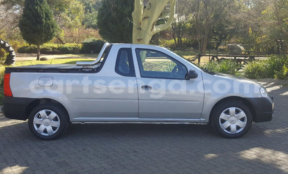 Acheter Occasion Voiture Nissan NP 300 Gris à Bulembu, Hhohho Acheter Occasion Voiture Nissan NP 300 Gris à Bulembu, Hhohho