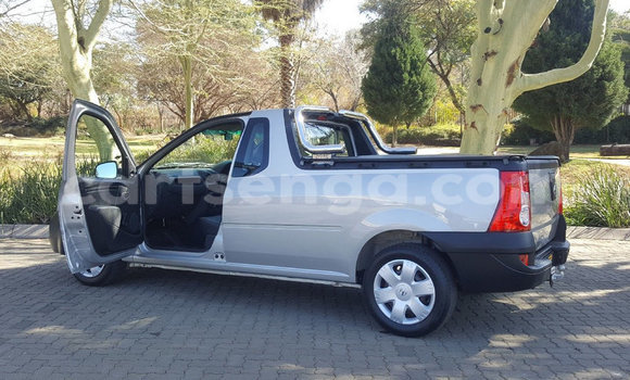 Acheter Occasion Voiture Nissan NP 300 Gris à Bulembu, Hhohho Acheter Occasion Voiture Nissan NP 300 Gris à Bulembu, Hhohho