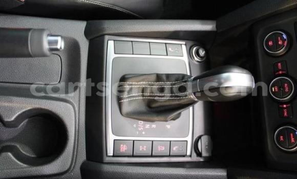 Buy Used Volkswagen Amarok Blue Car in Ezulwini in Hhohho Buy Used Volkswagen Amarok Blue Car in Ezulwini in Hhohho