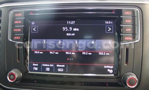 Buy Used Volkswagen Amarok Blue Car in Ezulwini in Hhohho Buy Used Volkswagen Amarok Blue Car in Ezulwini in Hhohho