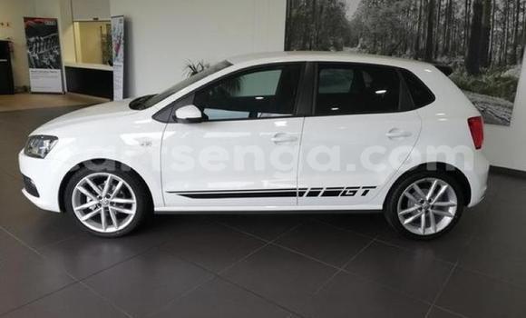Acheter Occasion Voiture Volkswagen Polo Blanc à Ezulwini, Hhohho Acheter Occasion Voiture Volkswagen Polo Blanc à Ezulwini, Hhohho