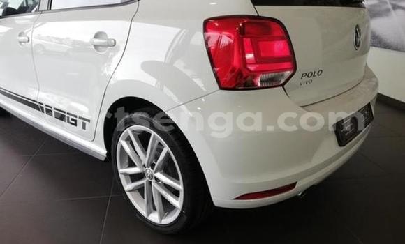 Acheter Occasion Voiture Volkswagen Polo Blanc à Ezulwini, Hhohho Acheter Occasion Voiture Volkswagen Polo Blanc à Ezulwini, Hhohho