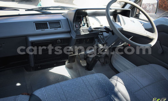 Acheter Occasion Voiture Toyota Sai Blanc à Ezulwini, Hhohho Acheter Occasion Voiture Toyota Sai Blanc à Ezulwini, Hhohho