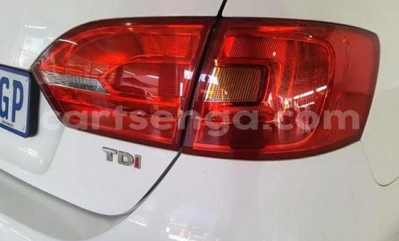 Buy Used Volkswagen Jetta White Car in Ezulwini in Hhohho Buy Used Volkswagen Jetta White Car in Ezulwini in Hhohho