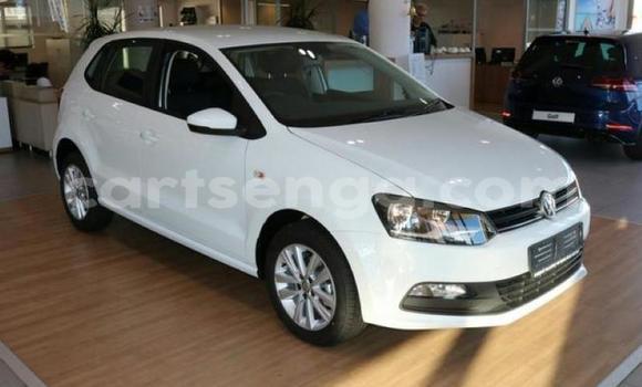 Acheter Occasion Voiture Volkswagen Polo Blanc à Ezulwini, Hhohho Acheter Occasion Voiture Volkswagen Polo Blanc à Ezulwini, Hhohho