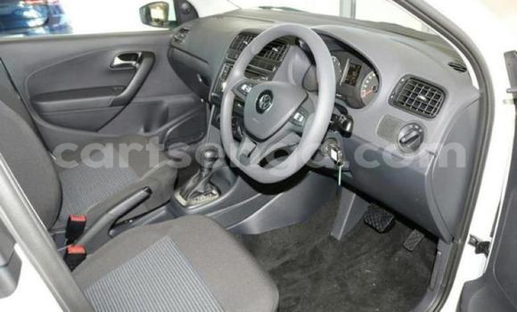 Acheter Occasion Voiture Volkswagen Polo Blanc à Ezulwini, Hhohho Acheter Occasion Voiture Volkswagen Polo Blanc à Ezulwini, Hhohho