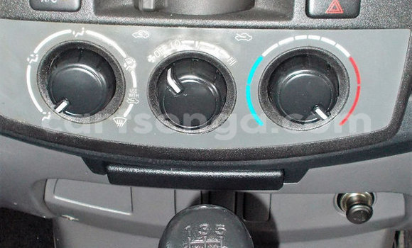 Buy Used Toyota Hilux White Car in Mbabane in Manzini Buy Used Toyota Hilux White Car in Mbabane in Manzini