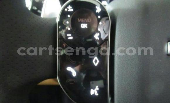 Nunua Ilio tumika Land Rover Range Rover Sport Beige Gari ndani ya Manzini nchini Manzini Nunua Ilio tumika Land Rover Range Rover Sport Beige Gari ndani ya Manzini nchini Manzini