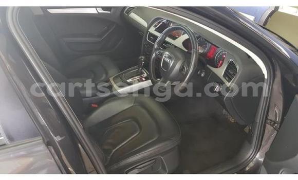 Nunua Ilio tumika Audi A4 Black Gari ndani ya Manzini nchini Manzini Nunua Ilio tumika Audi A4 Black Gari ndani ya Manzini nchini Manzini