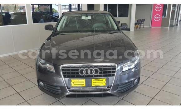 Nunua Ilio tumika Audi A4 Black Gari ndani ya Manzini nchini Manzini Nunua Ilio tumika Audi A4 Black Gari ndani ya Manzini nchini Manzini