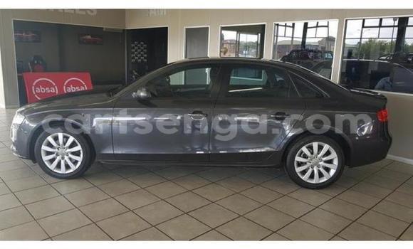 Nunua Ilio tumika Audi A4 Black Gari ndani ya Manzini nchini Manzini Nunua Ilio tumika Audi A4 Black Gari ndani ya Manzini nchini Manzini