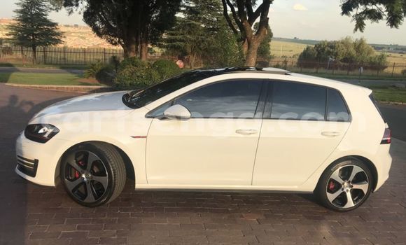 Buy Used Volkswagen Golf White Car in Mbabane in Swaziland Buy Used Volkswagen Golf White Car in Mbabane in Swaziland