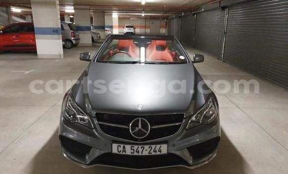 Acheter Occasion Voiture Mercedes‒Benz E–Class Autre à Hlatikulu, Shiselweni District Acheter Occasion Voiture Mercedes‒Benz E–Class Autre à Hlatikulu, Shiselweni District
