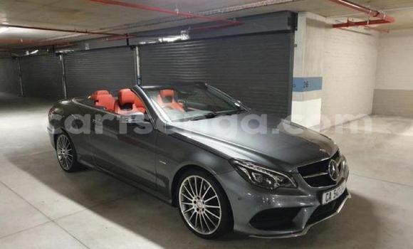 Acheter Occasion Voiture Mercedes‒Benz E–Class Autre à Hlatikulu, Shiselweni District Acheter Occasion Voiture Mercedes‒Benz E–Class Autre à Hlatikulu, Shiselweni District