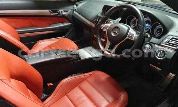 Acheter Occasion Voiture Mercedes‒Benz E–Class Autre à Hlatikulu, Shiselweni District Acheter Occasion Voiture Mercedes‒Benz E–Class Autre à Hlatikulu, Shiselweni District