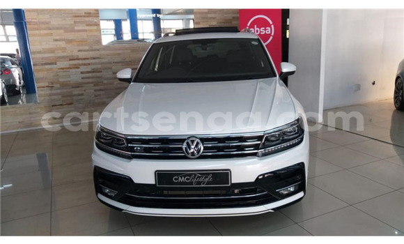 Nunua Ilio tumika Volkswagen Tiguan White Gari ndani ya Ezulwini nchini Hhohho Nunua Ilio tumika Volkswagen Tiguan White Gari ndani ya Ezulwini nchini Hhohho