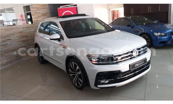 Nunua Ilio tumika Volkswagen Tiguan White Gari ndani ya Ezulwini nchini Hhohho Nunua Ilio tumika Volkswagen Tiguan White Gari ndani ya Ezulwini nchini Hhohho
