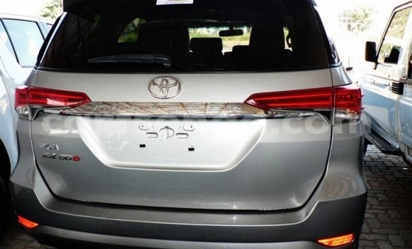 Buy Import Toyota Fortuner Silver Car in Manzini in Manzini Buy Import Toyota Fortuner Silver Car in Manzini in Manzini