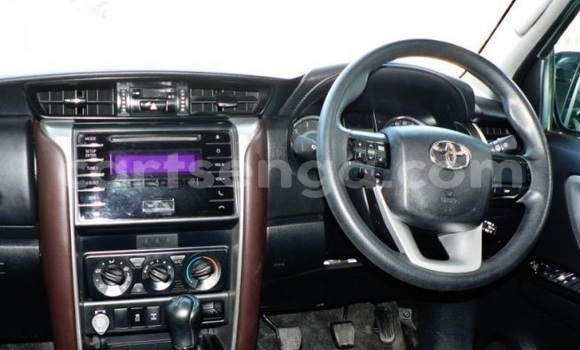 Buy Import Toyota Fortuner Silver Car in Manzini in Manzini Buy Import Toyota Fortuner Silver Car in Manzini in Manzini
