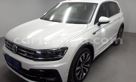 Acheter Occasion Voiture Volkswagen Tiguan Blanc à Ezulwini, Hhohho Acheter Occasion Voiture Volkswagen Tiguan Blanc à Ezulwini, Hhohho