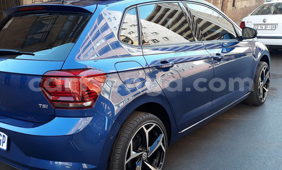 Nunua Ilio tumika Volkswagen Polo Blue Gari ndani ya Ezulwini nchini Hhohho Nunua Ilio tumika Volkswagen Polo Blue Gari ndani ya Ezulwini nchini Hhohho