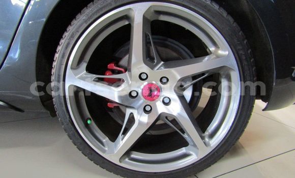 Nunua Ilio tumika Volkswagen Golf GTI Black Gari ndani ya Bulembu nchini Hhohho Nunua Ilio tumika Volkswagen Golf GTI Black Gari ndani ya Bulembu nchini Hhohho