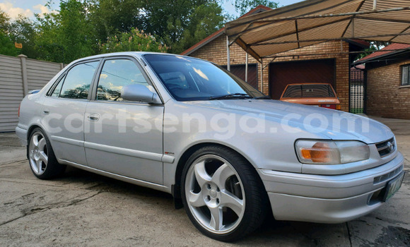 Nunua Ilio tumika Toyota Corolla Silver Gari ndani ya Ezulwini nchini Hhohho Nunua Ilio tumika Toyota Corolla Silver Gari ndani ya Ezulwini nchini Hhohho