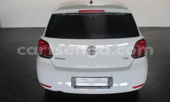 Nunua Ilio tumika Volkswagen Polo Silver Gari ndani ya Manzini nchini Manzini Nunua Ilio tumika Volkswagen Polo Silver Gari ndani ya Manzini nchini Manzini