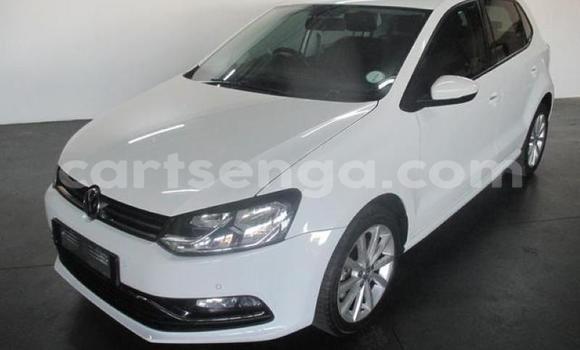 Nunua Ilio tumika Volkswagen Polo Silver Gari ndani ya Manzini nchini Manzini Nunua Ilio tumika Volkswagen Polo Silver Gari ndani ya Manzini nchini Manzini
