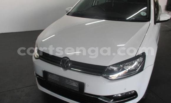 Nunua Ilio tumika Volkswagen Polo Silver Gari ndani ya Manzini nchini Manzini Nunua Ilio tumika Volkswagen Polo Silver Gari ndani ya Manzini nchini Manzini