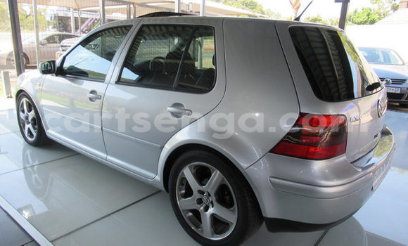 Nunua Ilio tumika Volkswagen Golf Silver Gari ndani ya Hlatikulu nchini Wilaya ya Shiselweni Nunua Ilio tumika Volkswagen Golf Silver Gari ndani ya Hlatikulu nchini Wilaya ya Shiselweni