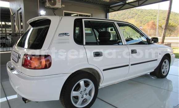 Nunua Ilio tumika Toyota Tacoma White Gari ndani ya Mankayane nchini Manzini Nunua Ilio tumika Toyota Tacoma White Gari ndani ya Mankayane nchini Manzini