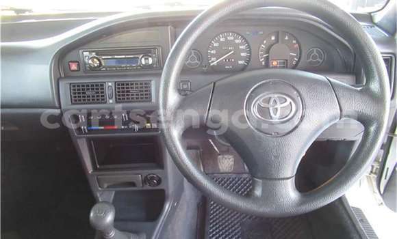 Nunua Ilio tumika Toyota Tacoma White Gari ndani ya Mankayane nchini Manzini Nunua Ilio tumika Toyota Tacoma White Gari ndani ya Mankayane nchini Manzini