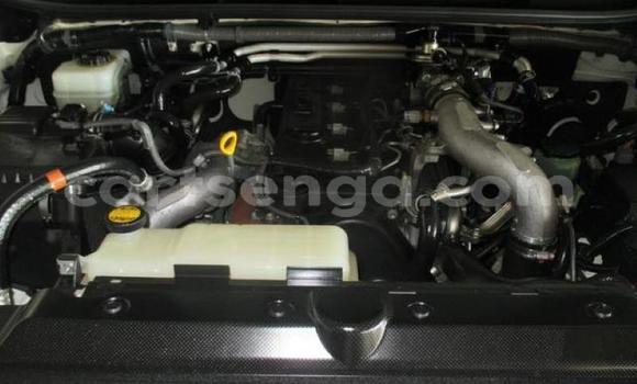 Nunua Ilio tumika Toyota Land Cruiser Prado White Gari ndani ya Manzini nchini Manzini Nunua Ilio tumika Toyota Land Cruiser Prado White Gari ndani ya Manzini nchini Manzini